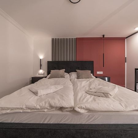 D37 - Dohany Street Urban Suite - Best Location By Bqa Budapeste Exterior foto